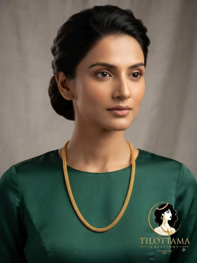 The Gilded Mesh Chain