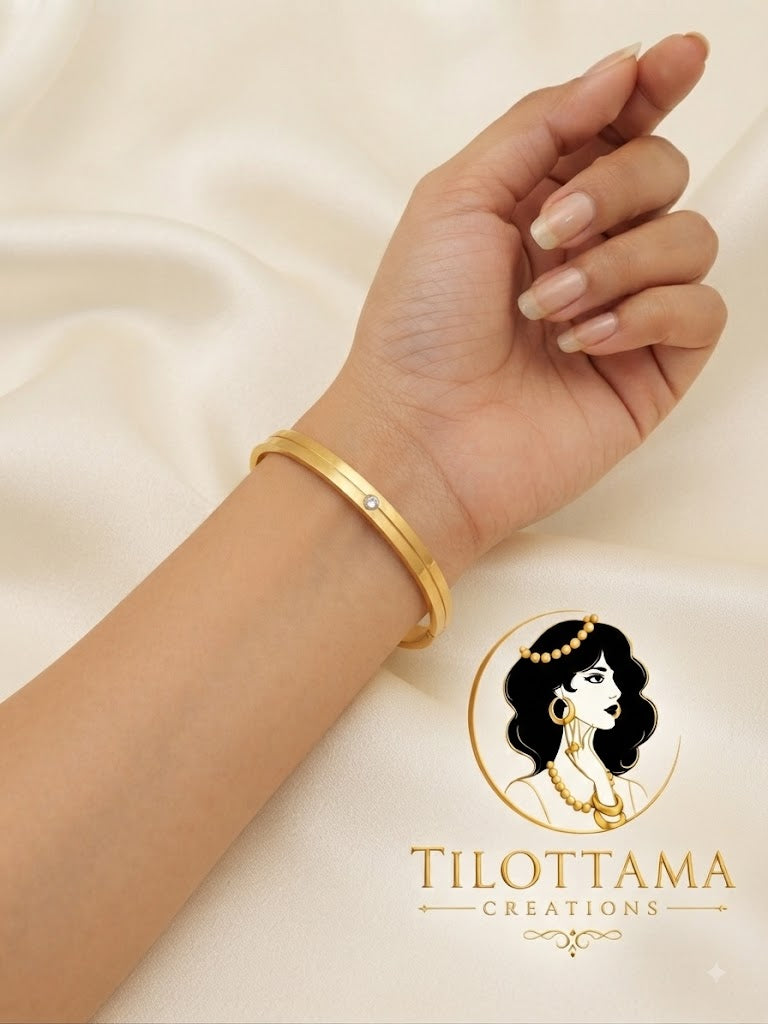 Radiant Groove Minimalist Bracelet