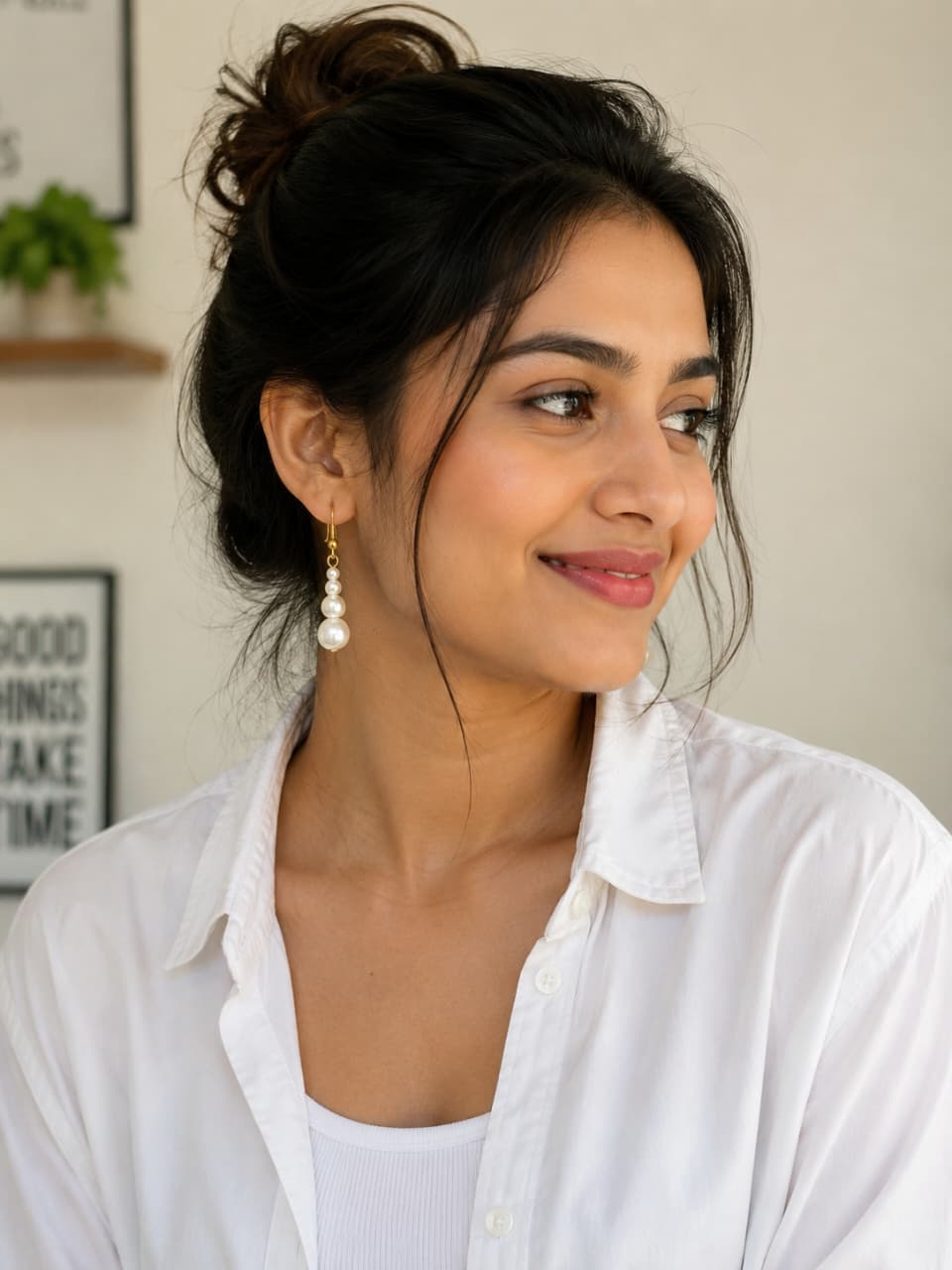 Graduated Pearl Drop Earrings