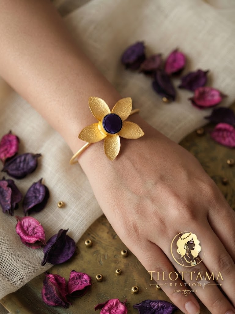 Golden Flora Lapis Bangle