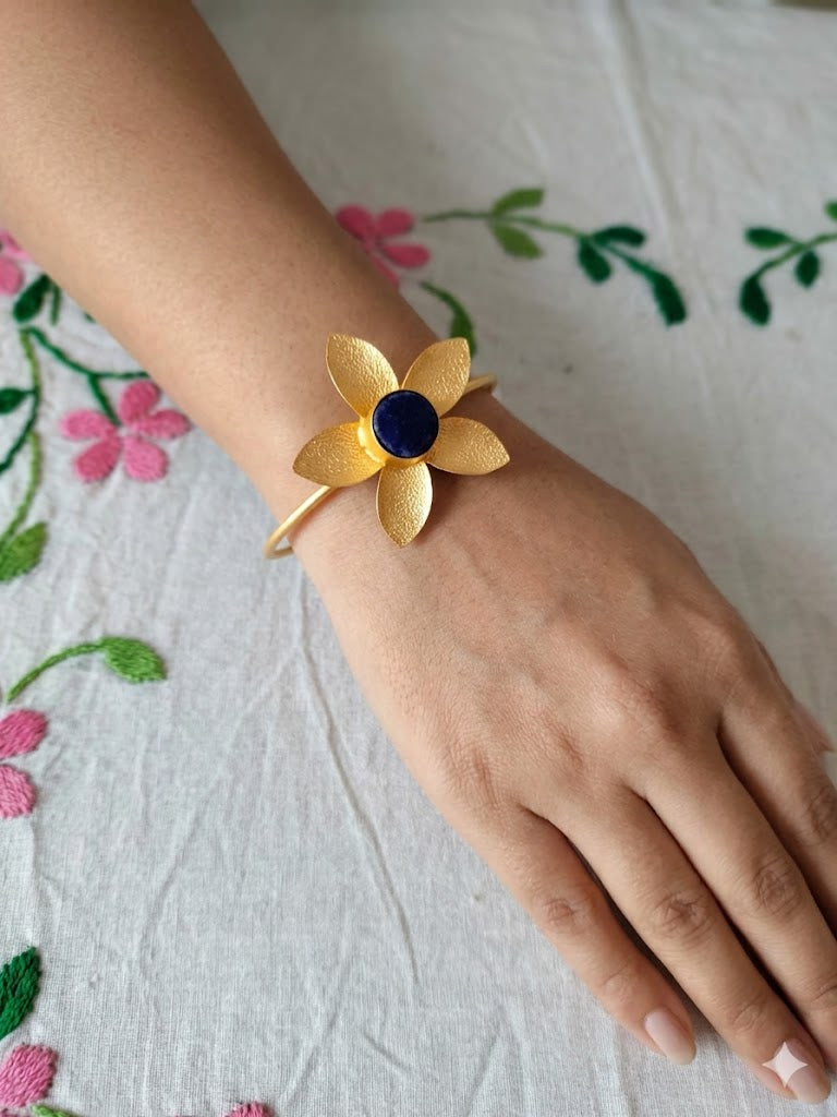Golden Flora Lapis Bangle