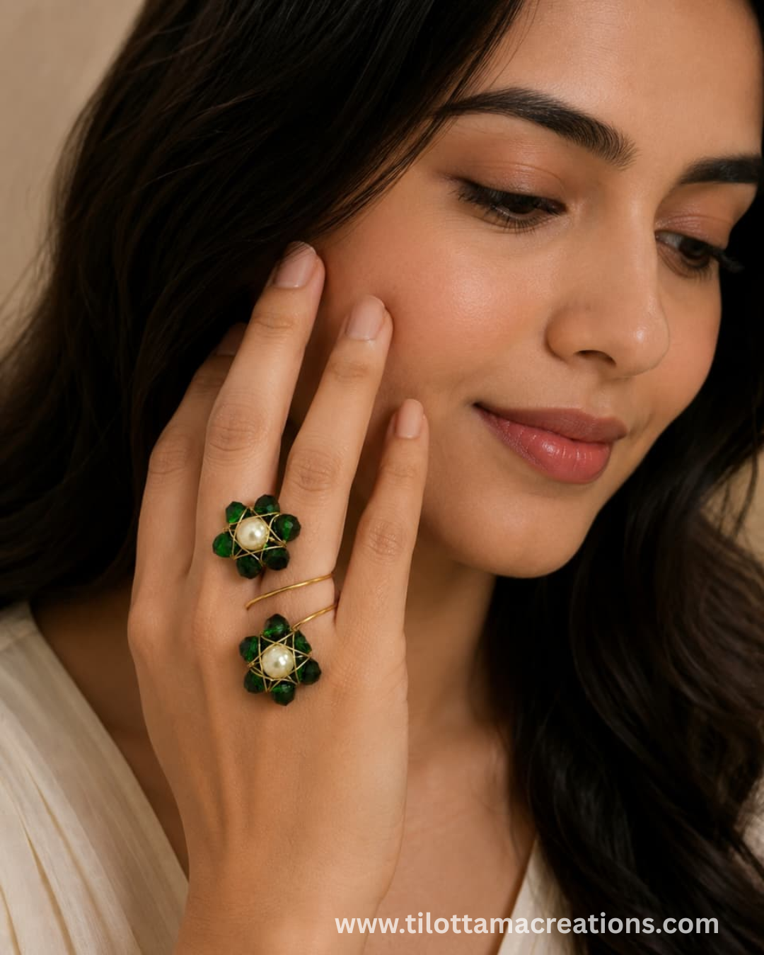 Emerald Pearl Spiral Ring
