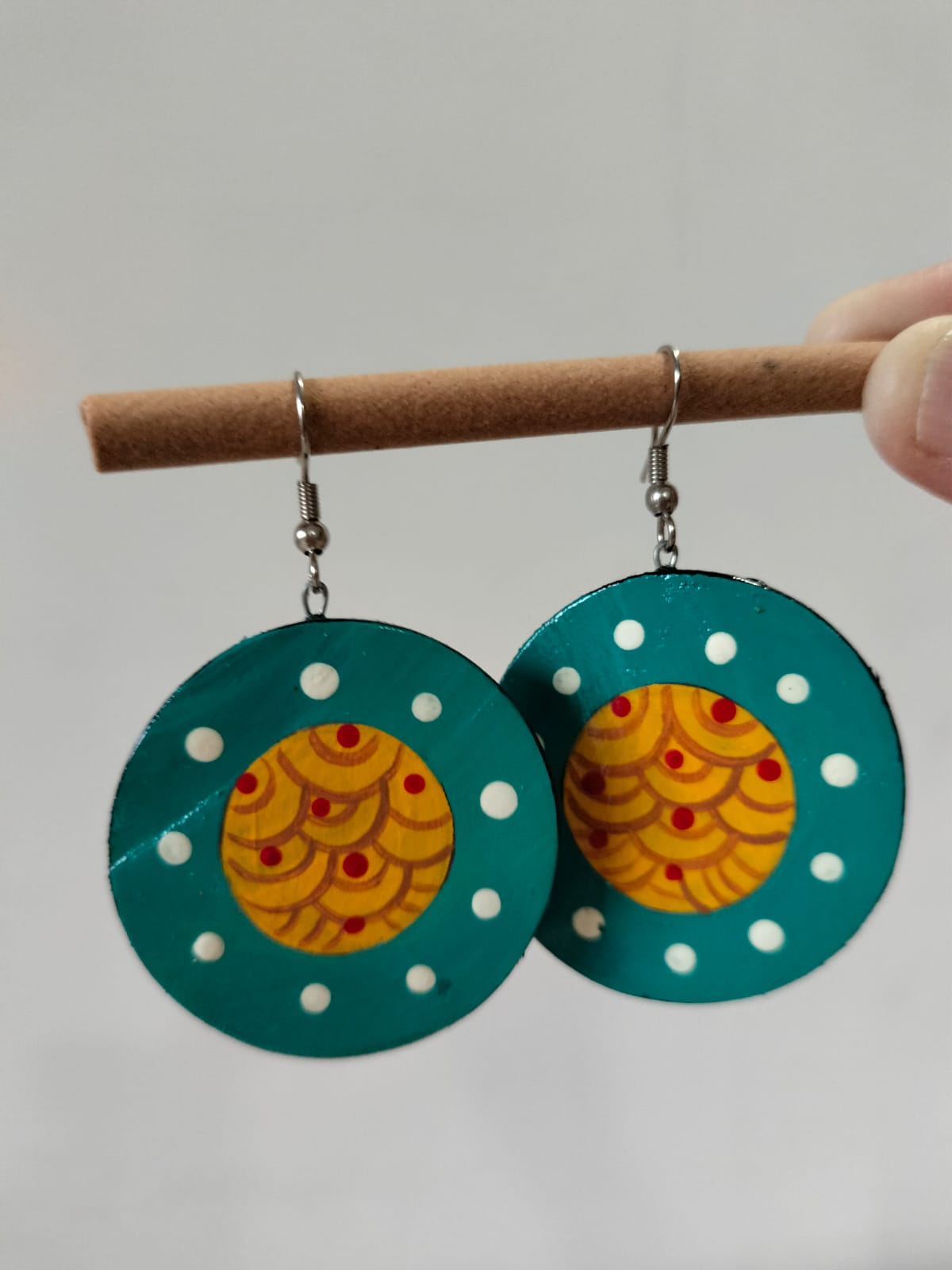 The Painted Horizon Discs