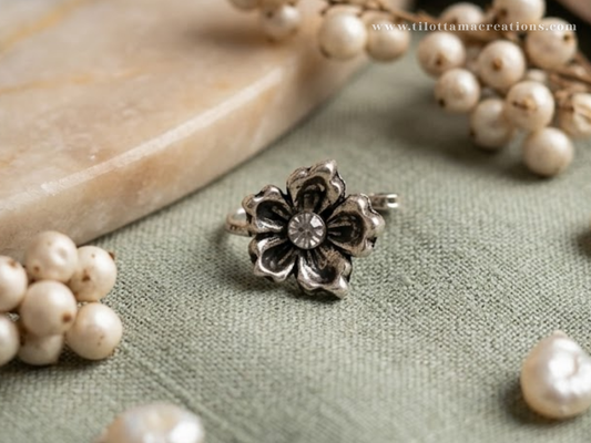 The "Aura Blossom" Nose Pin