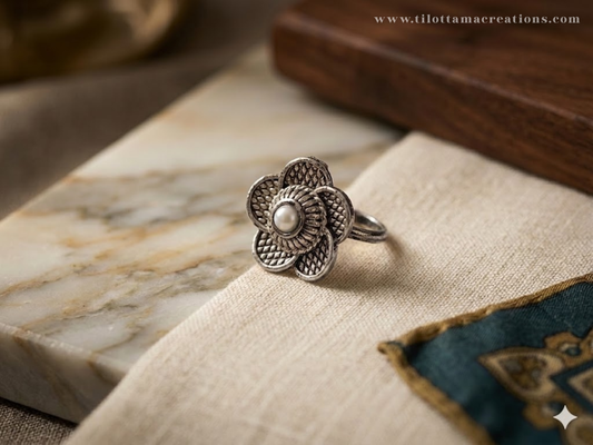 The Tarika Pearl Nose Pin