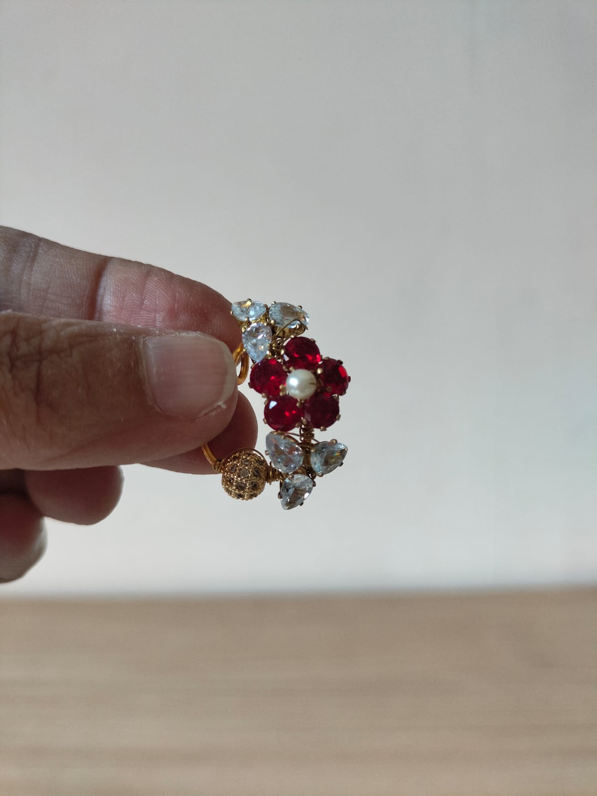 White & Red (Ruby) Stone Nath