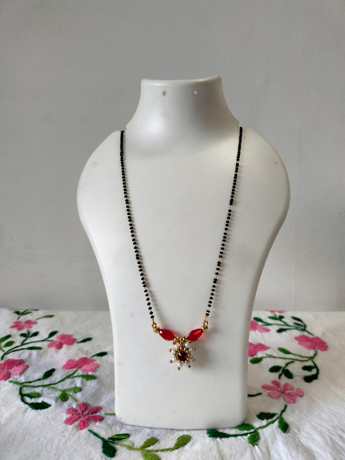Shahi Nakshi Ruby Pendant Set Mangalsutra
