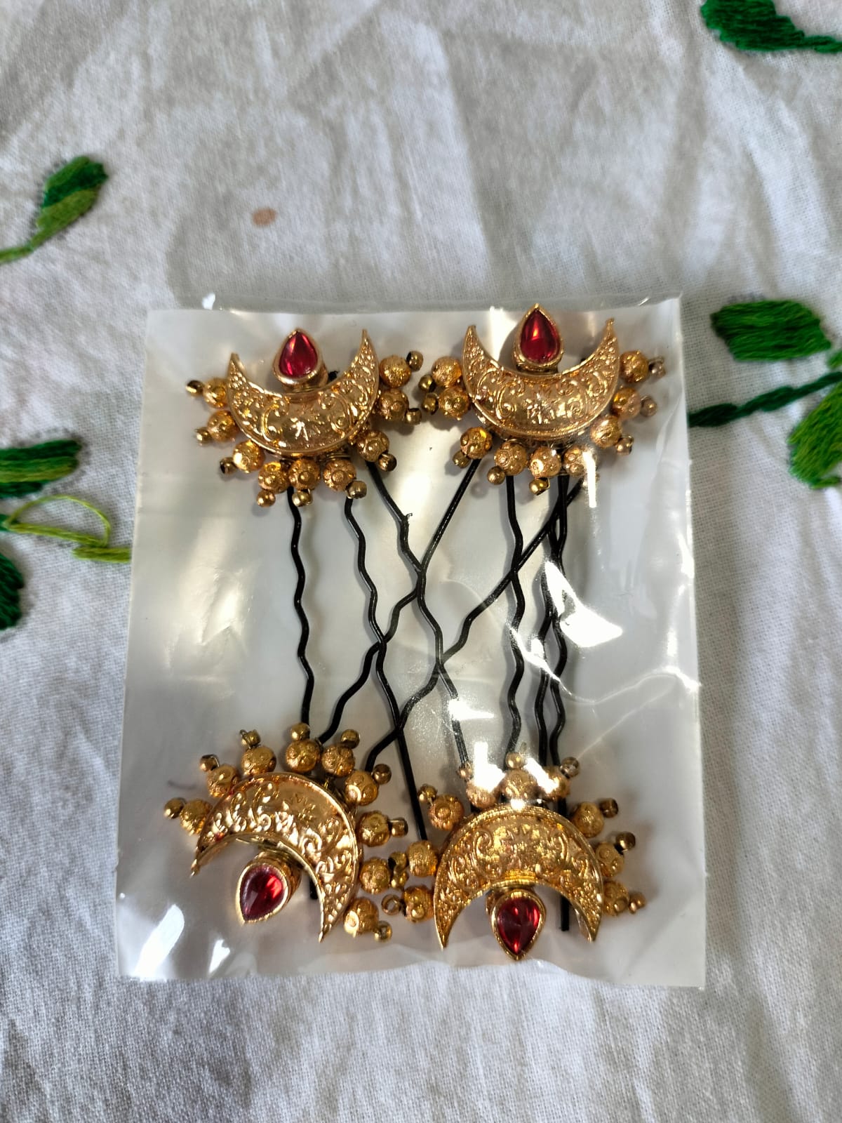 Gold Chandrakor Design Hair Pin