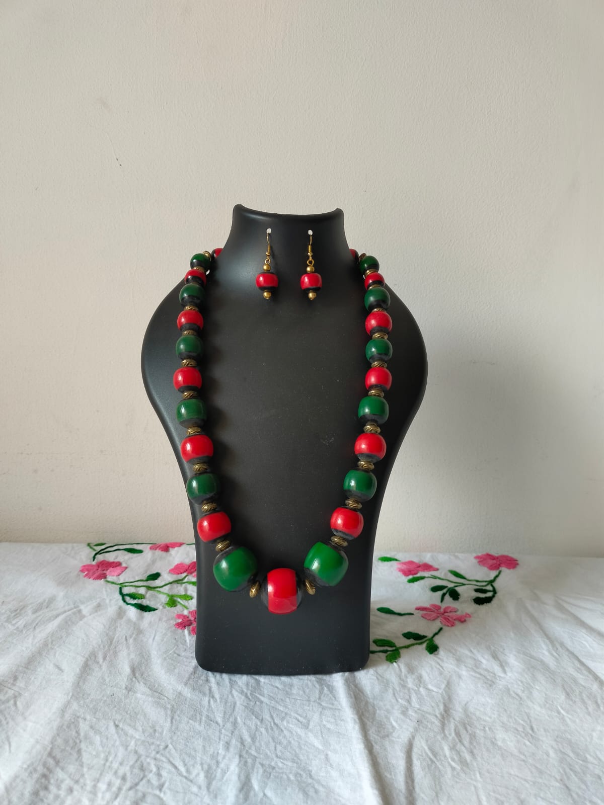 Deep Crimson & Forest Green Bold Beaded Set