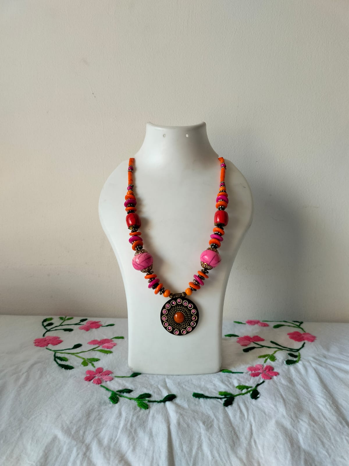 Vibrant Fusion Beaded Necklace