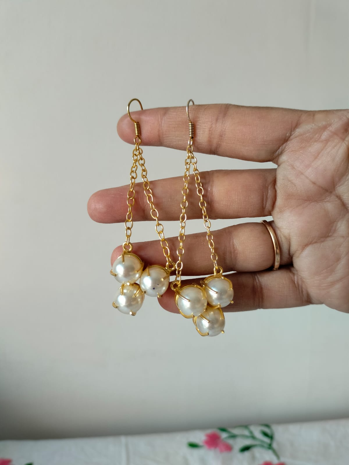 Elegant Gold Chain Pearl Cluster Earrings