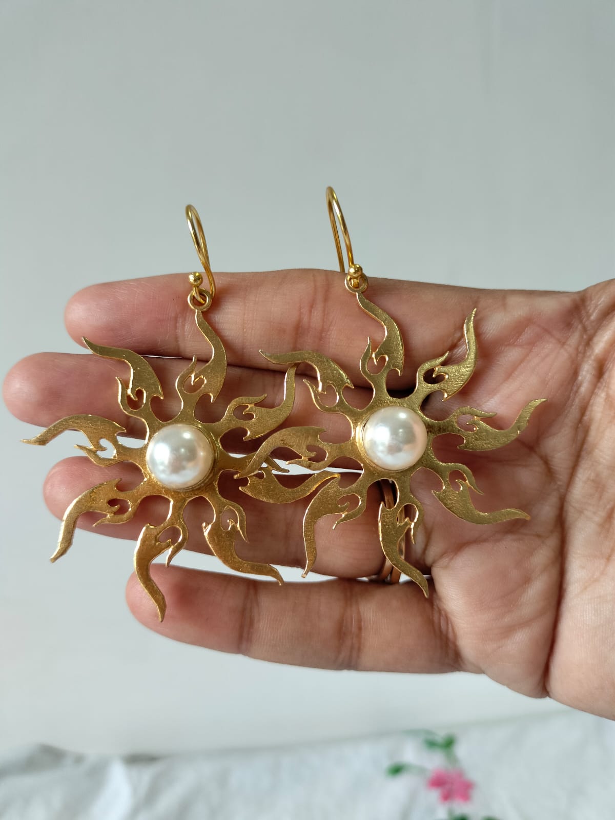 Majestic Gold-Plated Sun Motif Dangle Earrings with Lustrous Pearl Center