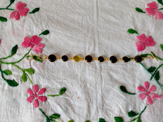The Onyx & Pearl Gala Set