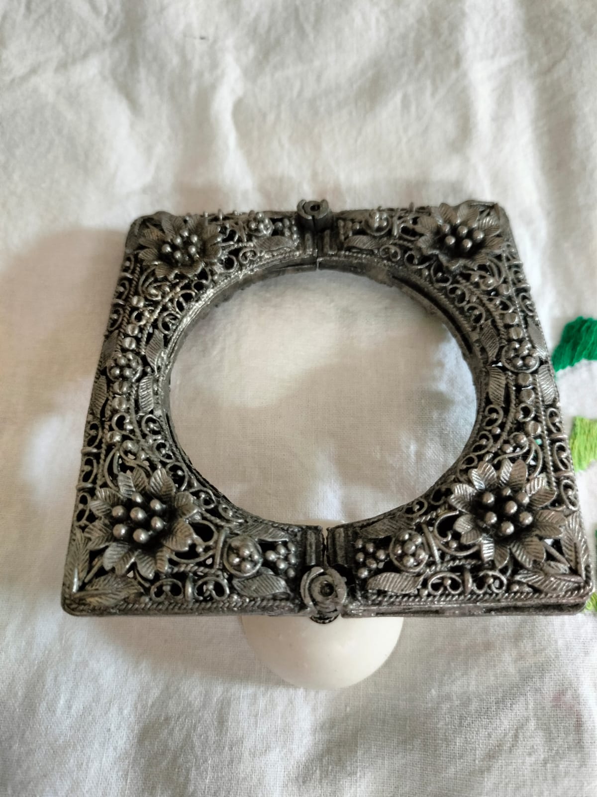 Antique Square Filigree Kada