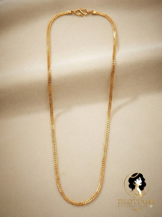 Emerald Elegance Woven Chain