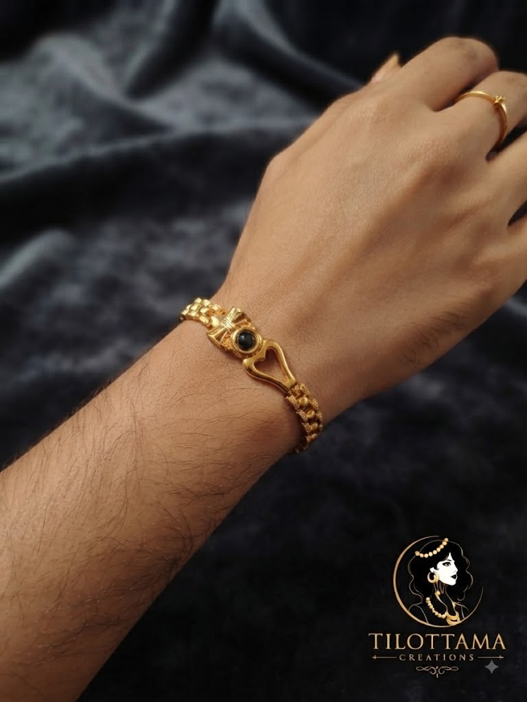 Golden Elegance Heart Bracelet