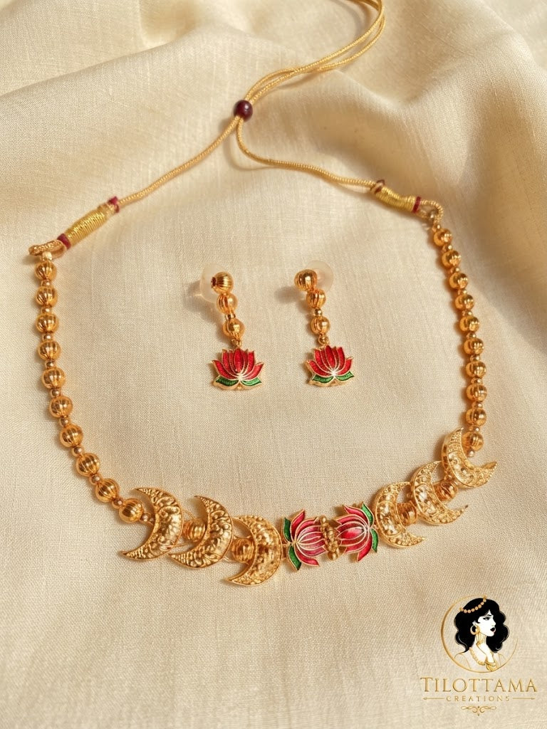 Chandramukhi Lotus Gold Necklace Set