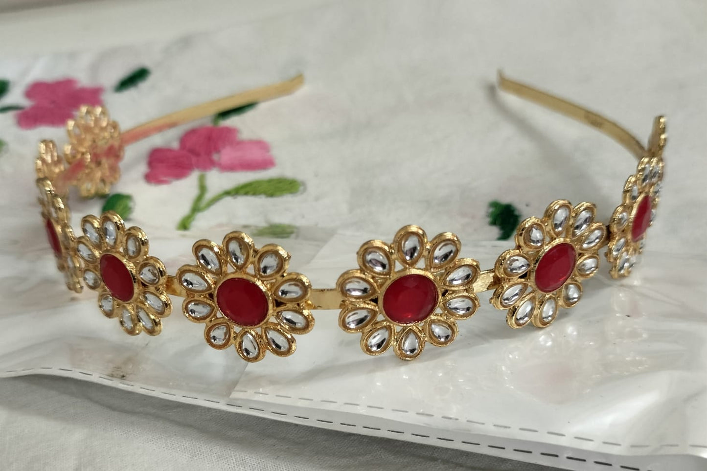 The Gulabi Blossom Kundan Sheeshpatti