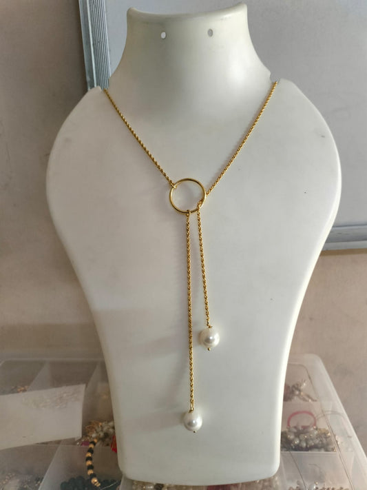 The Pearl Drop Lariat