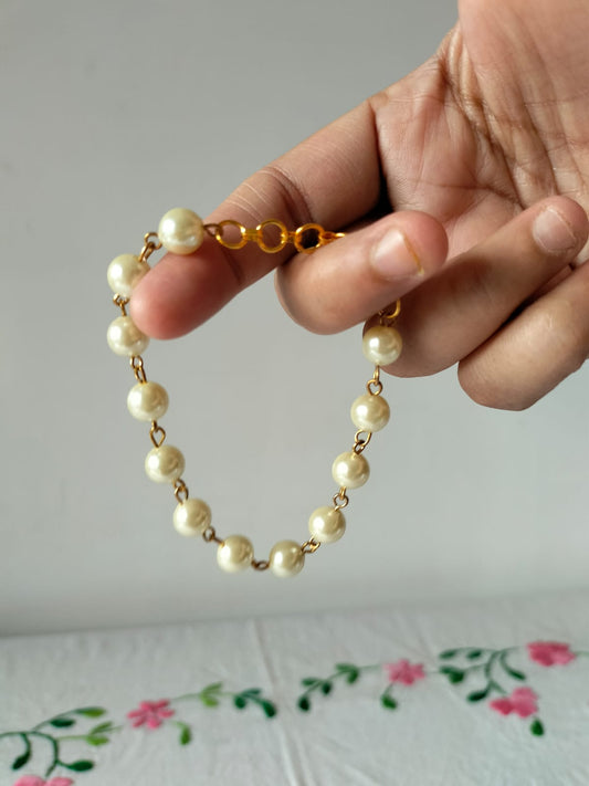 The Aura Pearl Bracelet
