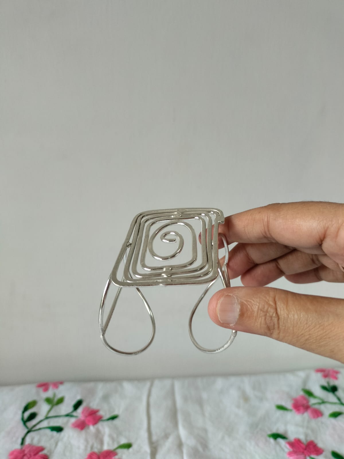 The Labyrinthine Spiral Cuff