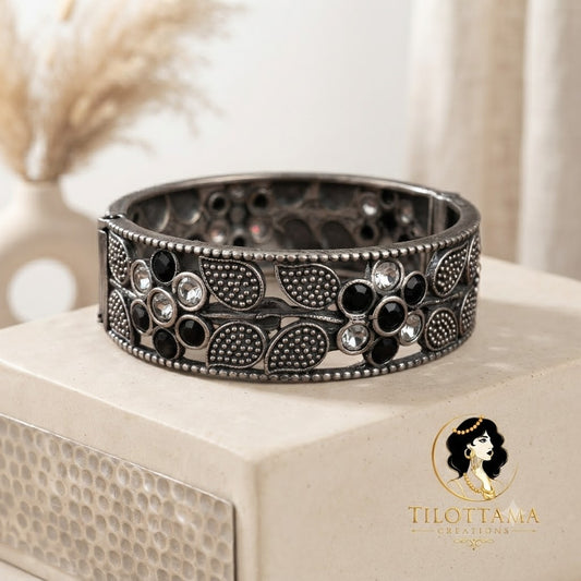 Antique Floral Filigree Bangle