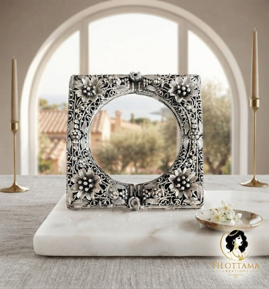 Antique Square Filigree Kada