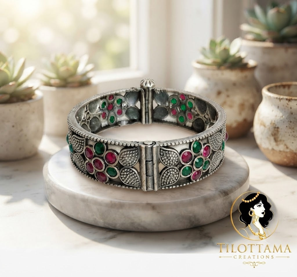 Vintage Kemp Stone Oxidised Kada