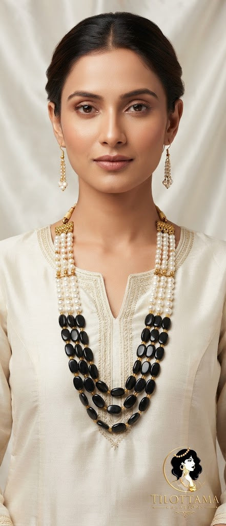 Black & White Pearl Mala