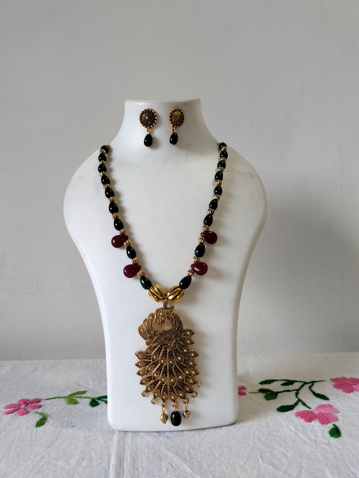 The Royal Peacock Heritage Set