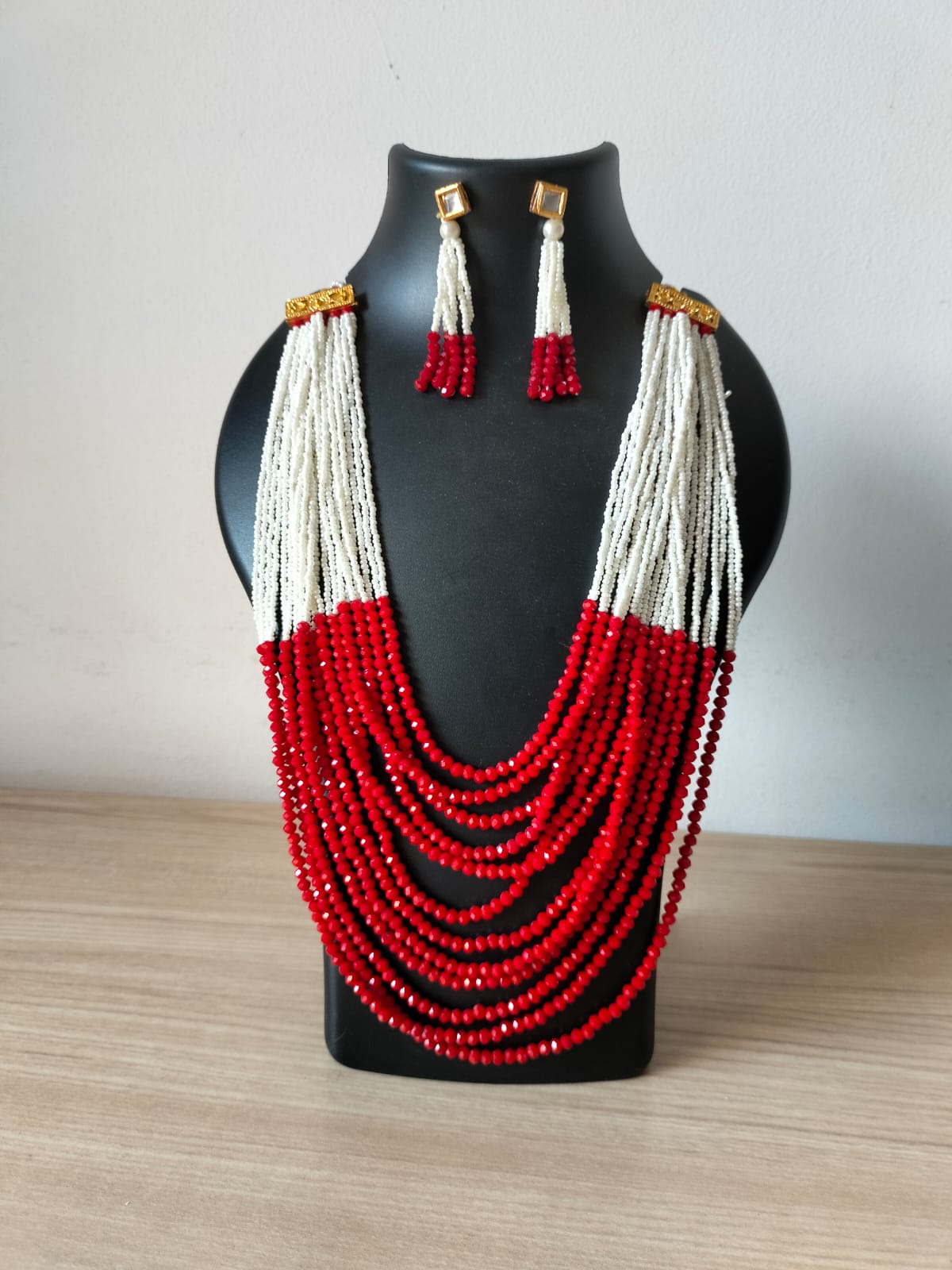 The Crimson Cascade Set