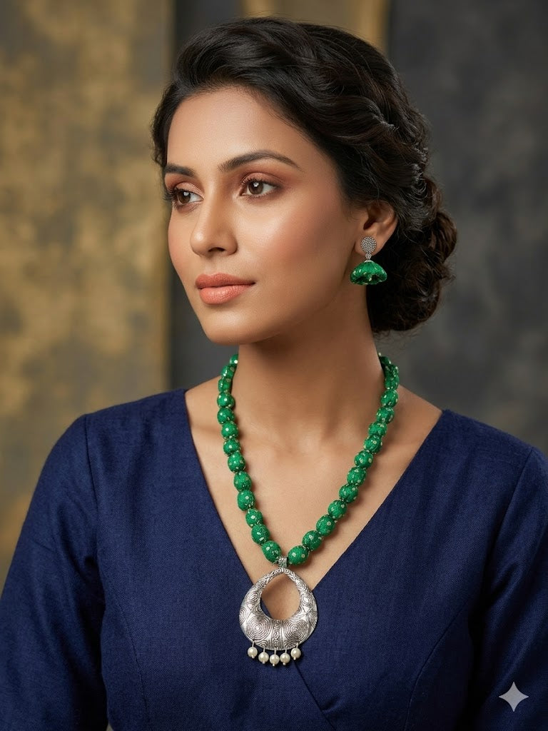 Green Fabric Beads Necklace