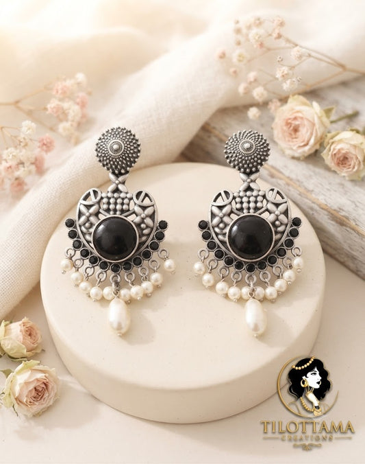 The Noir Pearl Chandelier Drops