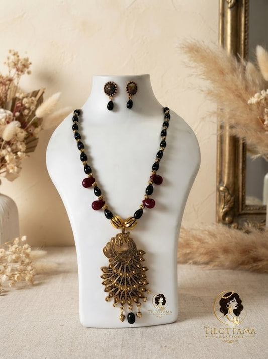 The Royal Peacock Heritage Set