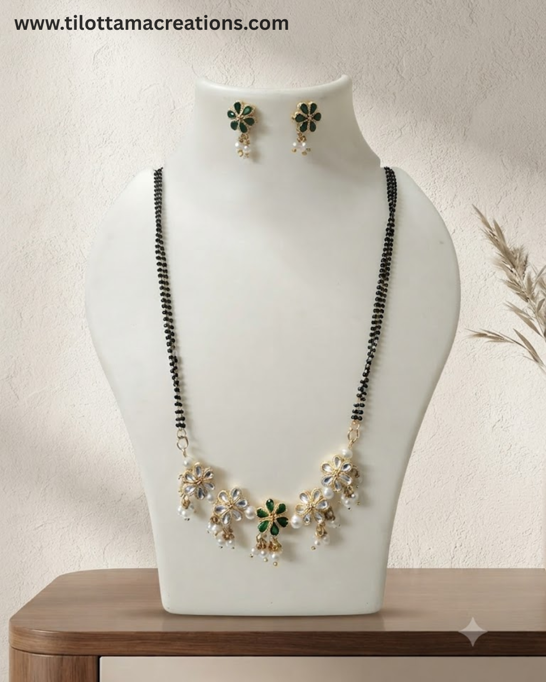 Emerald Floral Pearl Mangalsutra