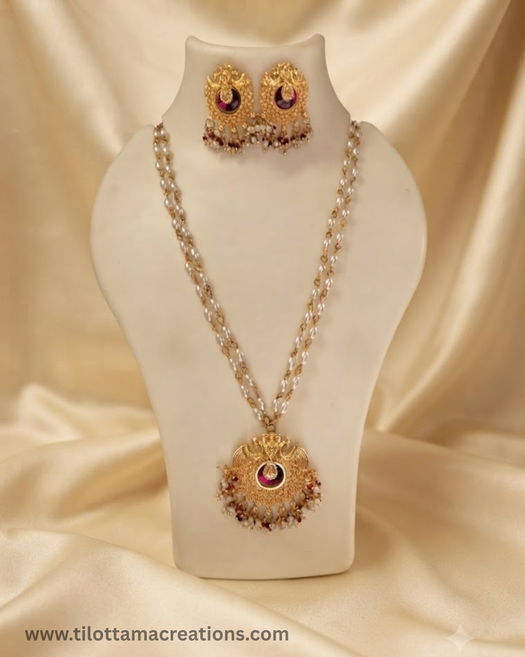 Royal Peacock Ruby Pearl Set
